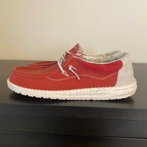 Hey Dude Wally Flow Size 10